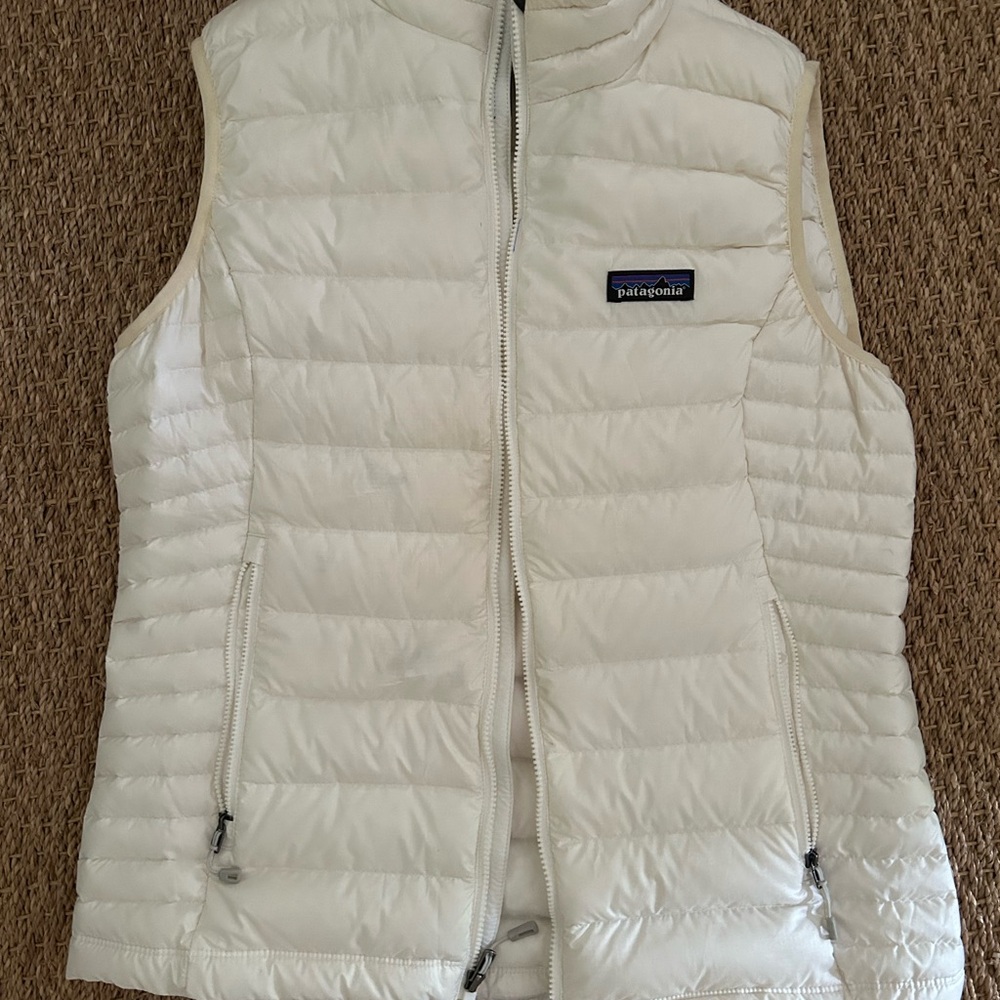 Patagonia Women's Cream Quilted Vest